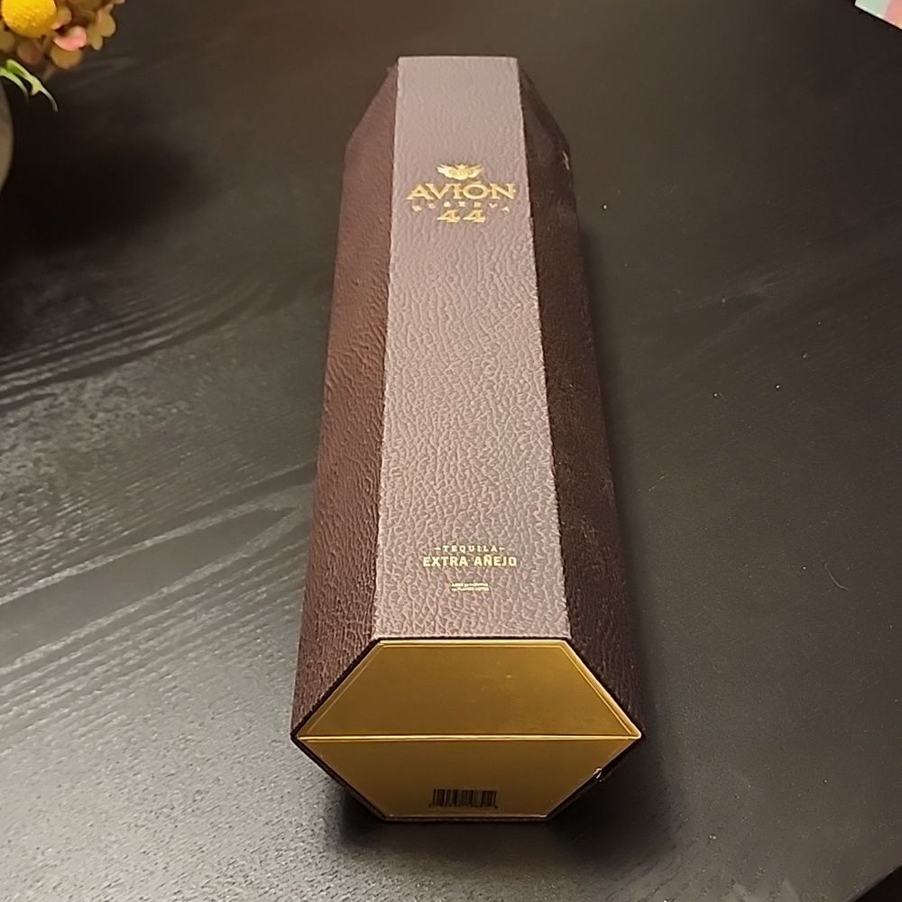 AVION 44 Extra Anejo Tequila Presentation Box